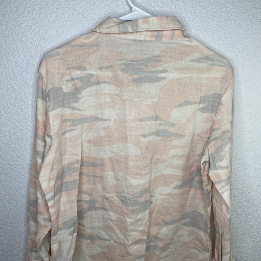 NWOT Sanctuary Favorite Boyfriend Shirt Camo Pink - Picture 6 of 13